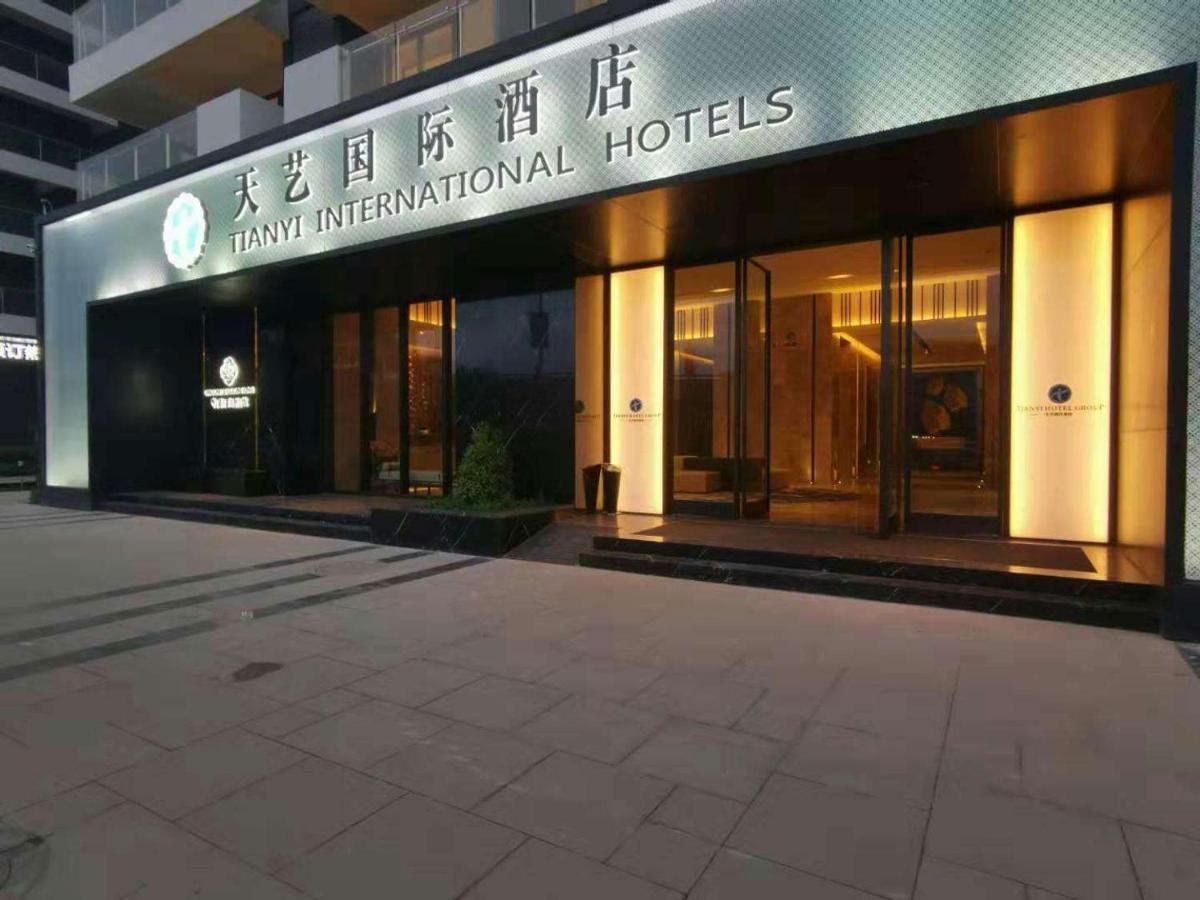 Tian Yi International Hotel 天艺国际酒店 Phnom Penh Eksteriør bilde